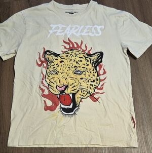 Members Only Cream T-Shirt with Red Drawstring Detail Of A Leopard Size SMALL